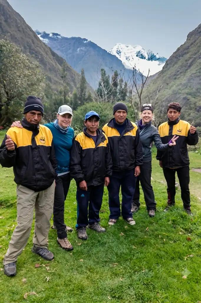 Group Hikers And Porters Inca Trail Peru
